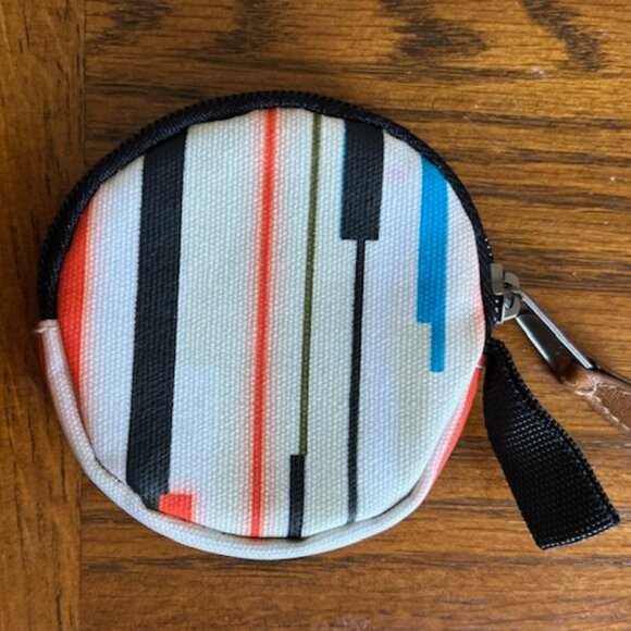 KAVU Round Coincidink Coin Pouch Striped - Picture 2 of 2